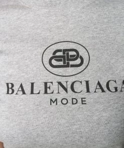 ( Positively Conscious ) Balenciaga T-Shirt Ajusté à Logo Femme -Vente magasin Balenciaga 14071669 18813083 600