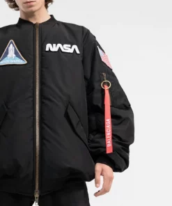 ( Positively Conscious ) Balenciaga Veste Bomber NASA à Détails De Patchs Homme -Vente magasin Balenciaga 16579682 decf4729 da0d 451e 9032 9de3dcf5d1e7 600