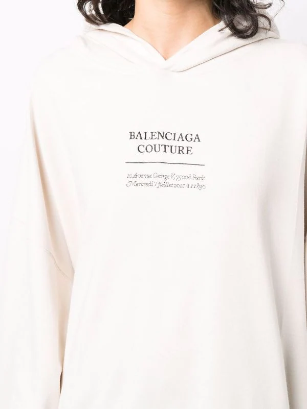 ( Positively Conscious ) Balenciaga 0905 CHALKY WHITE/BLACK W Hoodie à Logo Imprimé Femme 7 ( Positively Conscious ) Balenciaga 0905 CHALKY WHITE/BLACK W Hoodie à Logo Imprimé Femme – Image 5