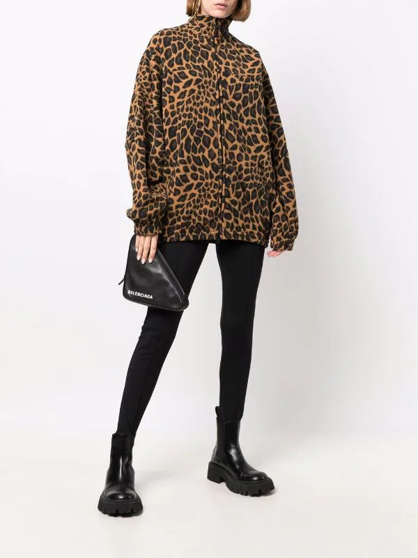 ( Positively Conscious ) Balenciaga Veste Légère à Imprimé Léopard 2143 BROWN/BLACK 4 ( Positively Conscious ) Balenciaga Veste Légère à Imprimé Léopard 2143 BROWN/BLACK – Image 2