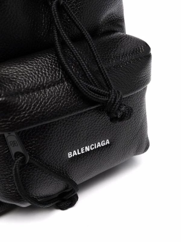 ( Nouvelle Collection ) Balenciaga Mini Sac à Dos à Logo Imprimé Homme 6 ( Nouvelle Collection ) Balenciaga Mini Sac à Dos à Logo Imprimé Homme – Image 4