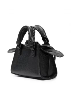 ( Positively Conscious ) Balenciaga 1000 BLACK Mini Sac à Main Grainé à Patch Logo Femme -Vente magasin Balenciaga 16911286 5d0f6d31 dc52 4c54 aad4 d4459ded3338 600