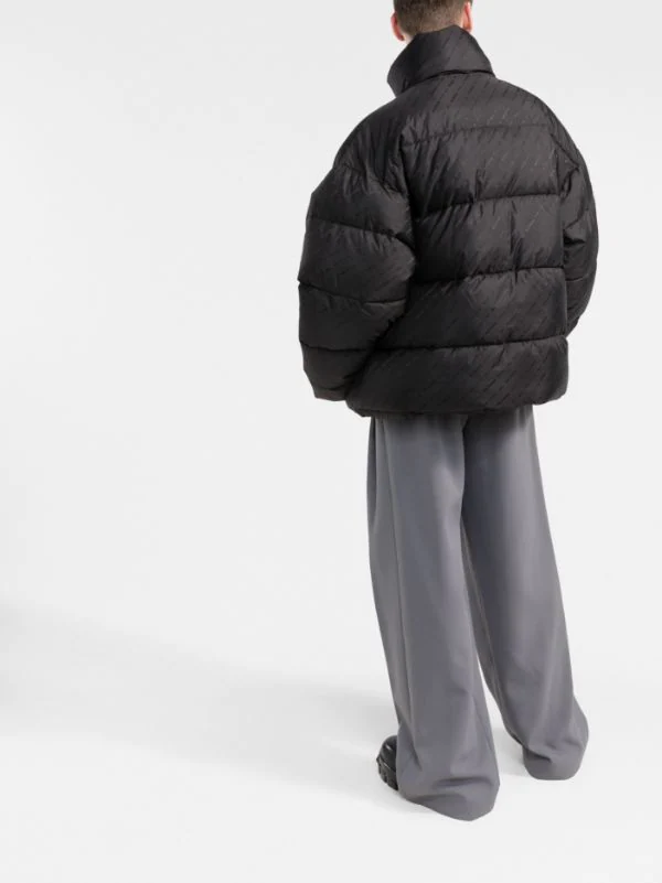 ( Positively Conscious ) Balenciaga 1000 BLACK Veste à Imprimé Monogrammé Homme 6 ( Positively Conscious ) Balenciaga 1000 BLACK Veste à Imprimé Monogrammé Homme – Image 4