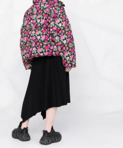 ( Positively Conscious ) Balenciaga 5630 PINK Doudoune à Fleurs Femme -Vente magasin Balenciaga 17334628 4b8353e4 714c 4e42 96e6 c2be1aacff07 600