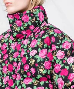 ( Positively Conscious ) Balenciaga 5630 PINK Doudoune à Fleurs Femme -Vente magasin Balenciaga 17334628 84cfa85c f6e3 41d6 ba9c ad2e025bfccc 600