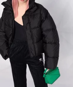 ( Positively Conscious ) Balenciaga 1000 BLACK Doudoune à Logo All-over Femme -Vente magasin Balenciaga 17334629 36828574 600