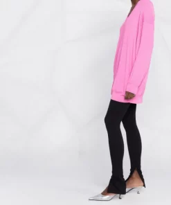 ( Positively Conscious ) Balenciaga 5630 PINK Pull En Maille Nervurée à Col V Femme -Vente magasin Balenciaga 17335946 d903c6b5 49d3 4035 a2ac 534badfaa6b6 600