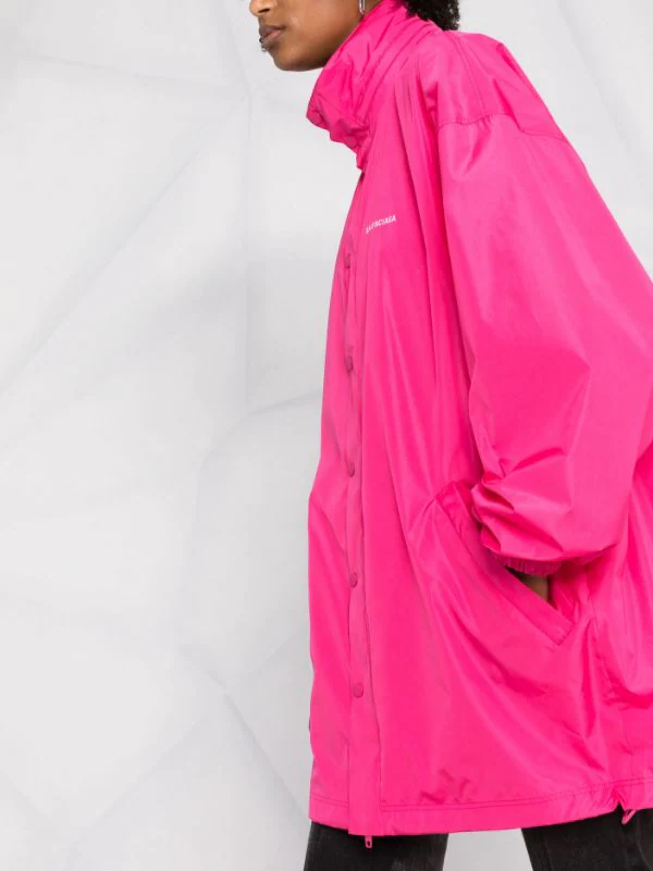 ( Positively Conscious ) Balenciaga Imperméable à Logo Imprimé Femme 5 ( Positively Conscious ) Balenciaga Imperméable à Logo Imprimé Femme – Image 3