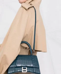 ( Positively Conscious ) Balenciaga Petit Sac à Main Hourlgass 4406 DARK PETROL BLUE -Vente magasin Balenciaga 17337073 b6711120 9e41 431d bc83 9b805f67bd6d 600