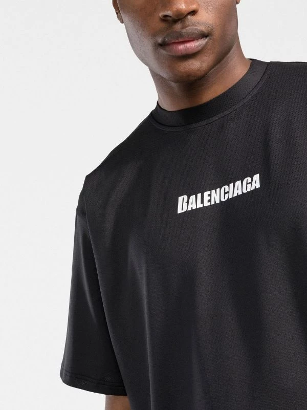 ( Positively Conscious ) Balenciaga T-shirt Swim Oversize à Logo Imprimé 1000 BLACK 7 ( Positively Conscious ) Balenciaga T-shirt Swim Oversize à Logo Imprimé 1000 BLACK – Image 5