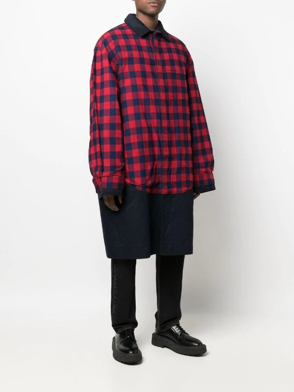 ( Positively Conscious ) Balenciaga Manteau Patched à Carreaux 0806 NAVY 5 ( Positively Conscious ) Balenciaga Manteau Patched à Carreaux 0806 NAVY – Image 3